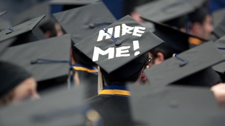 Resume writing tips to help a recent college graduate succeed in the job market